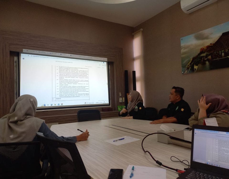 SPMI Gelar Rapat Pembahasan Verifikasi dan Validasi SOP Program Studi Manajemen Kuliner